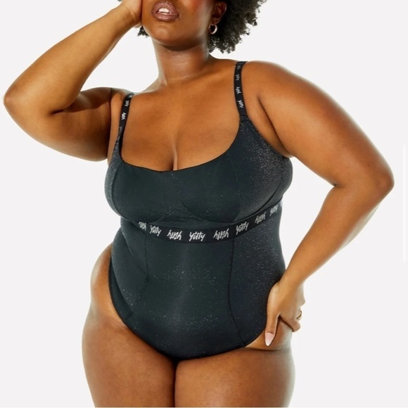 NWT Yitty Fabletics Demi Cup Thong Shaping Bodysuit in Black - Picture 2 of 8